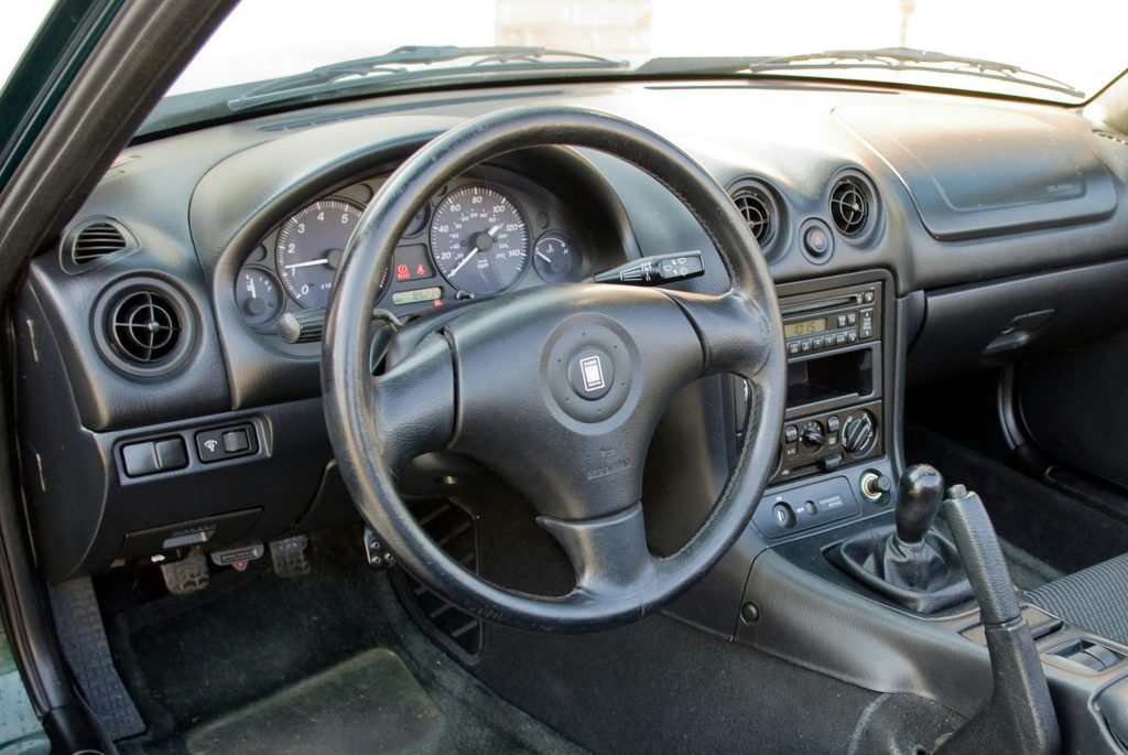 Mazda MX-5 steering wheel