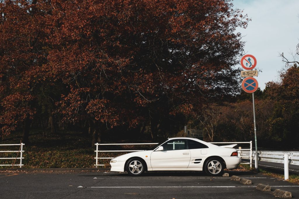 Toyota MR2 Turbo side