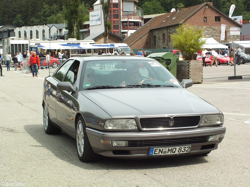 Maserati Quattroporte IV front 3/4