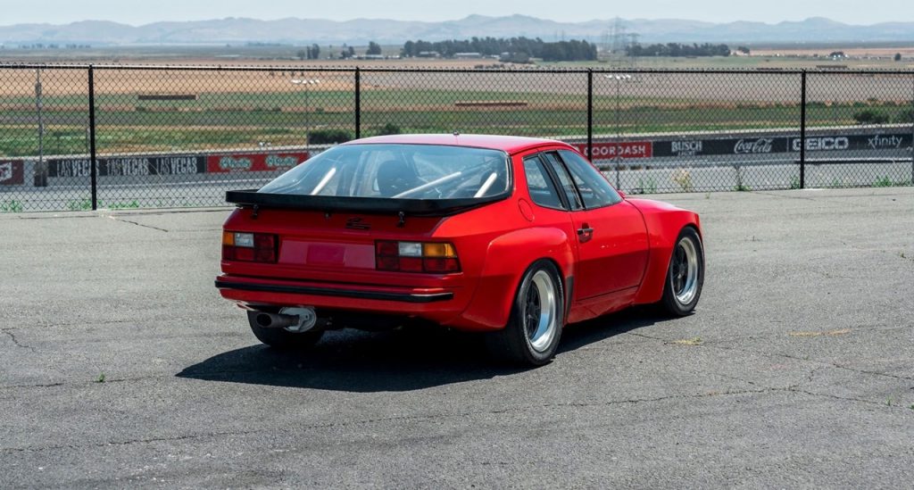 Porsche 924 GTS