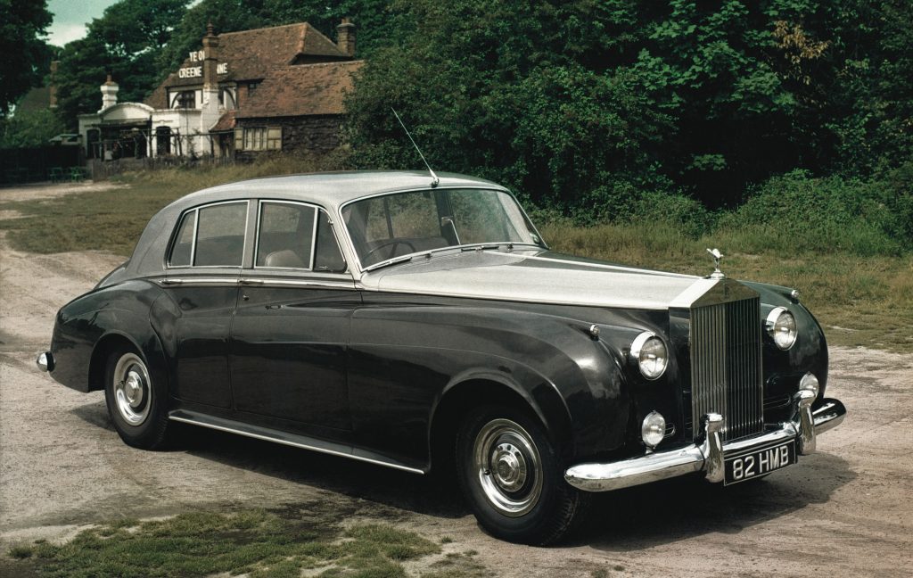 Rolls Royce Silver Cloud on the road