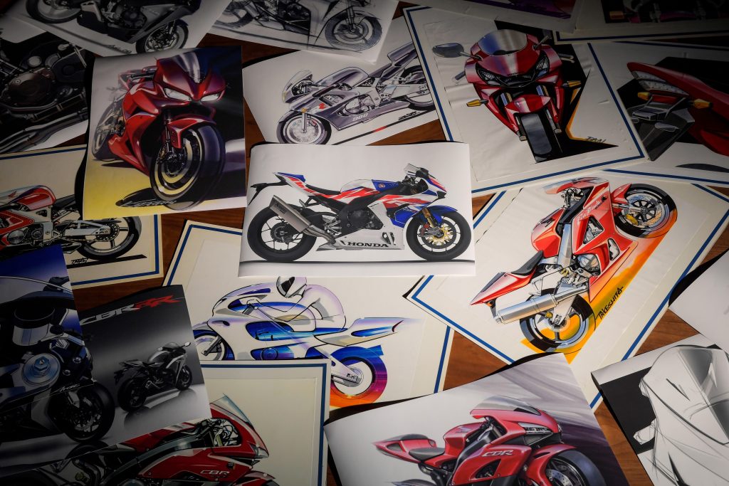 Honda fireblade brochures