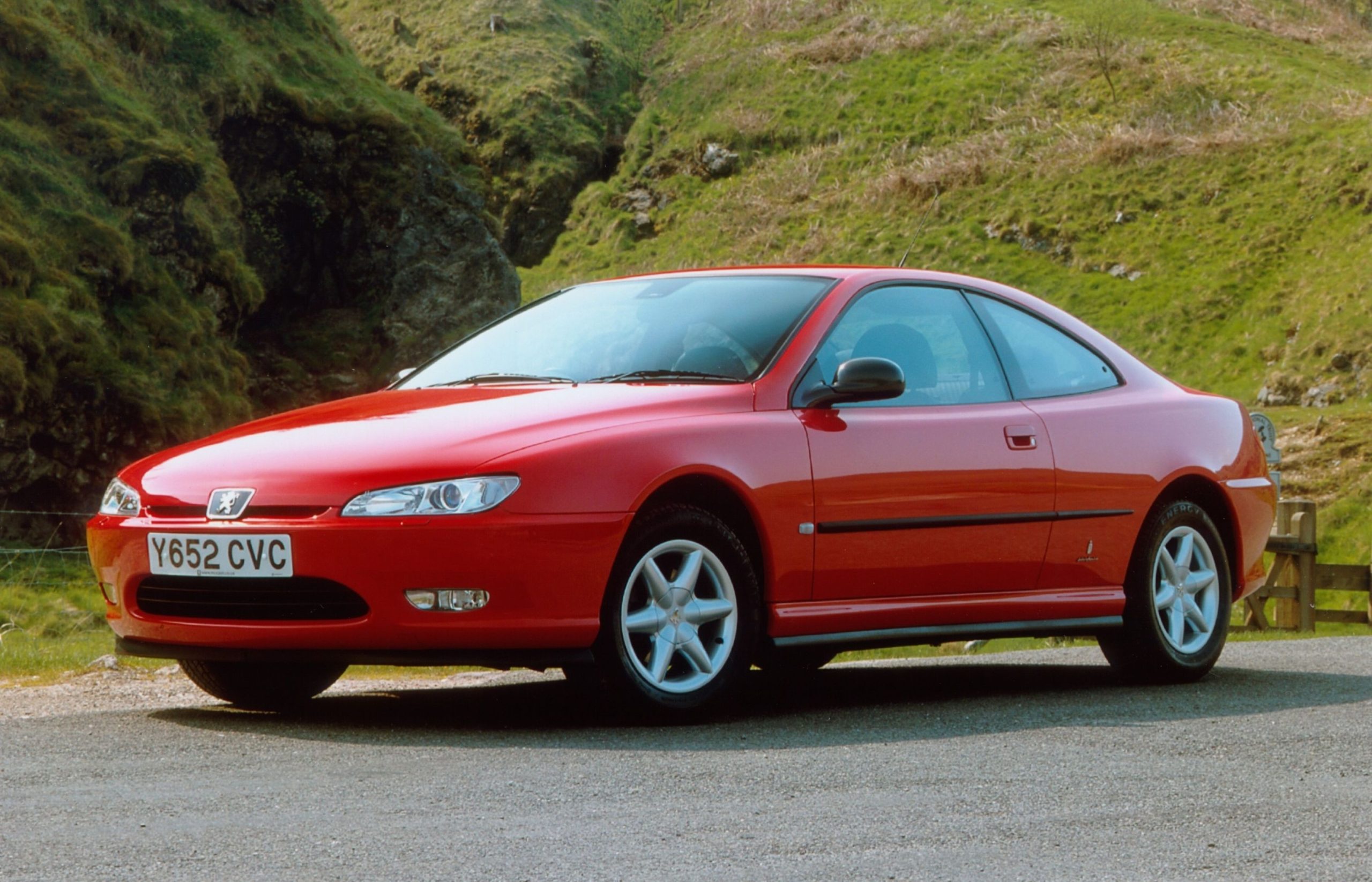 Peugeot 406 at 30: Timeless Elegance and Supreme Comfort