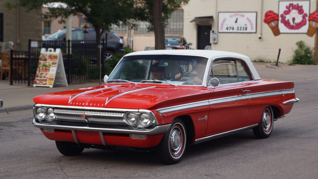 Oldsmobile Jetfire