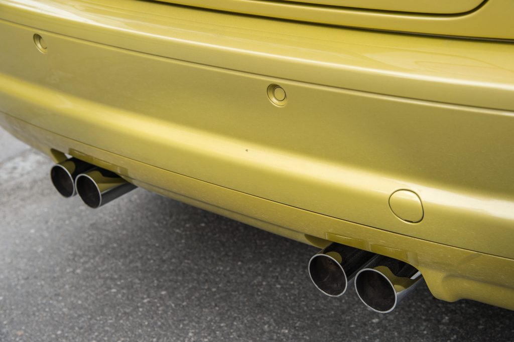 Gold BMW M3 Coupe E46 exhaust