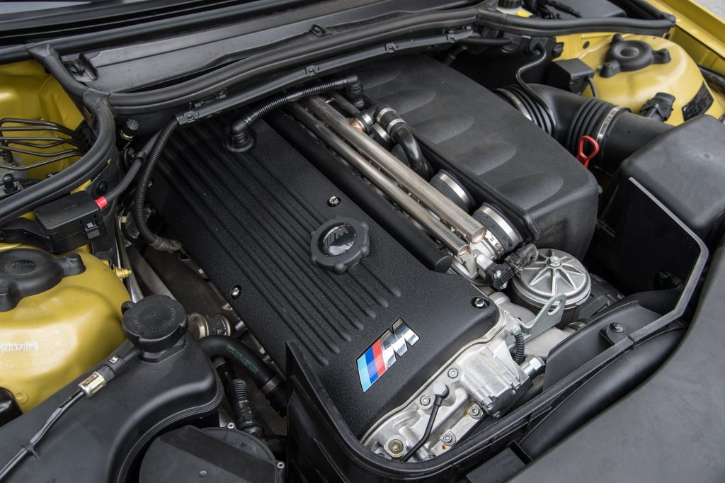 BMW M3 E46 Coupe engine