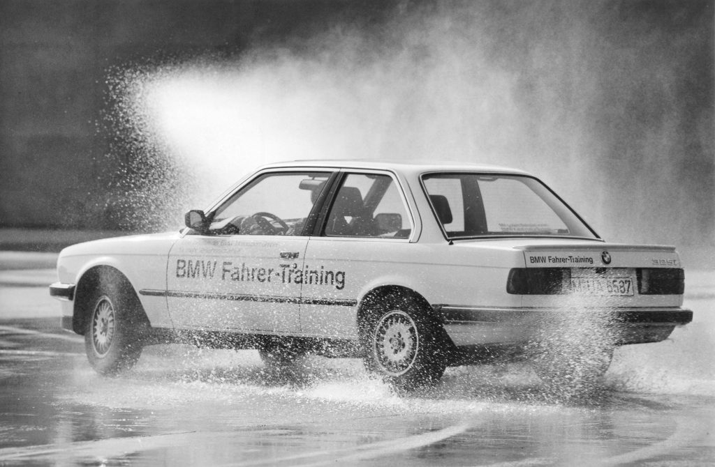BMW 325i coupe