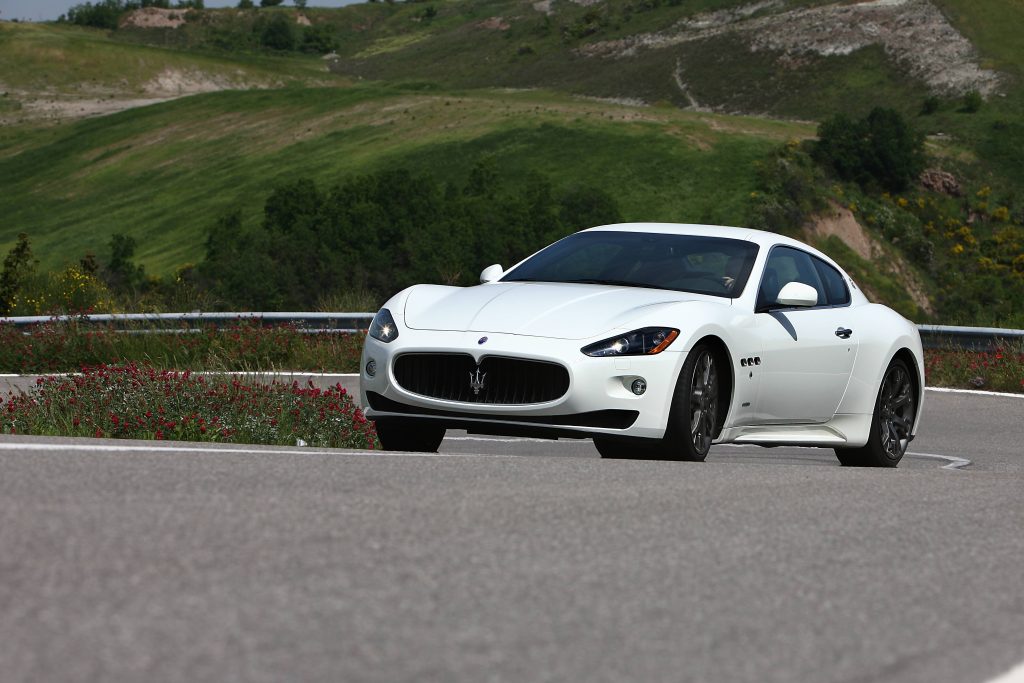 White Maserati GranTurismo