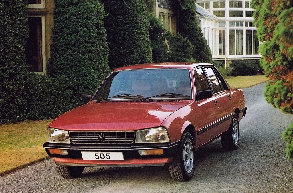 Red Peugeot 505