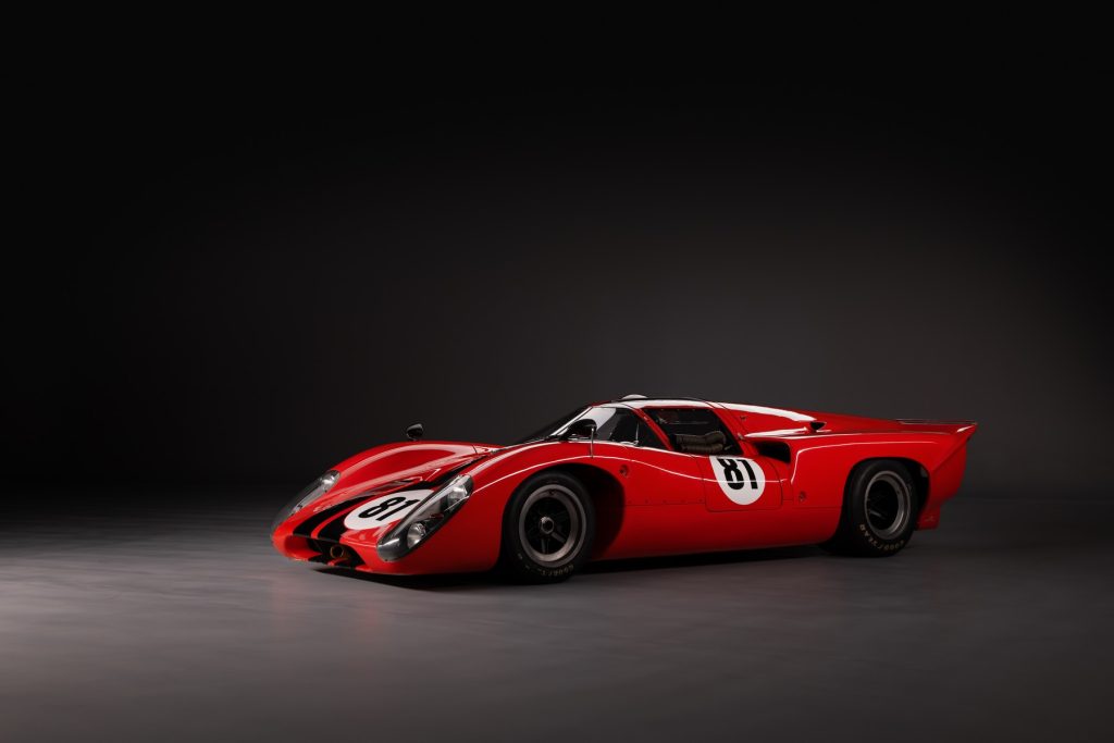 Red Lola T70