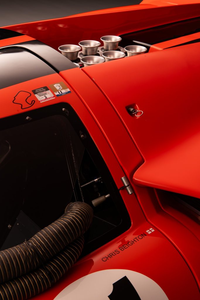Red Lola T70