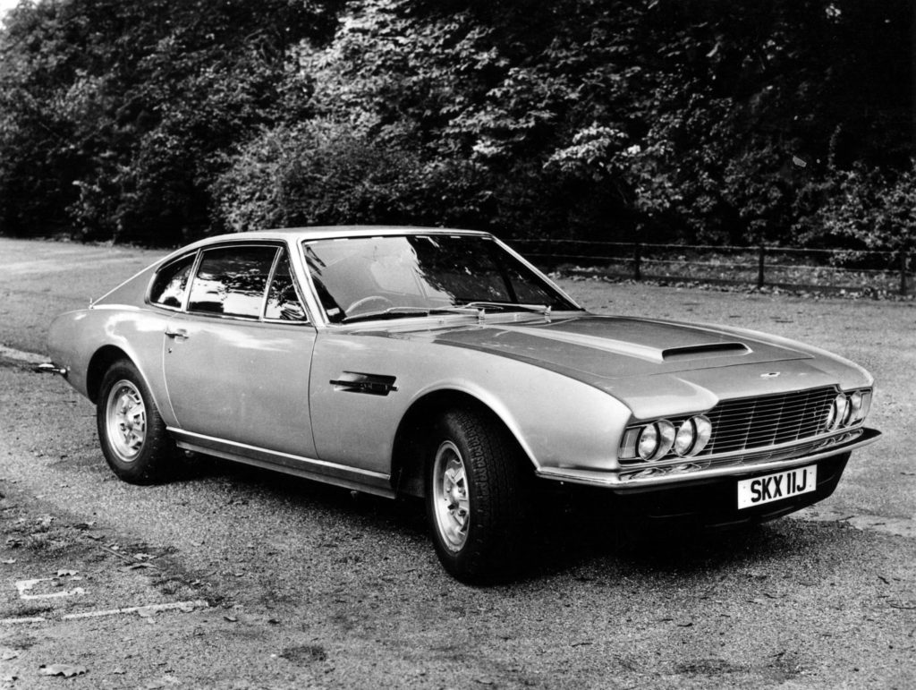 Aston Martin DBS V8