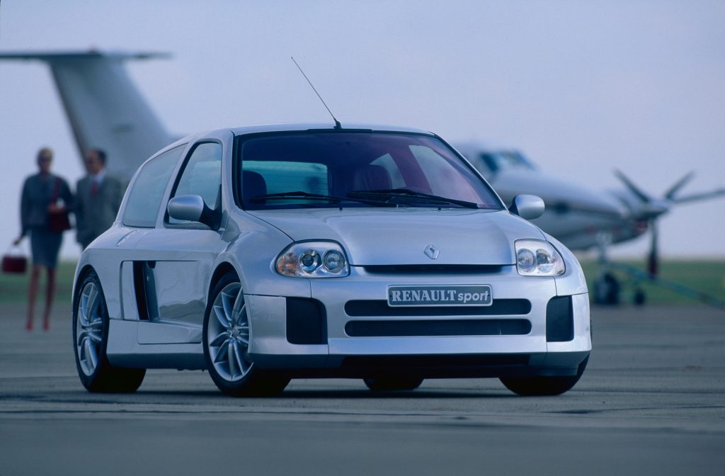 Silver Renault Clio Sport V6 24V
