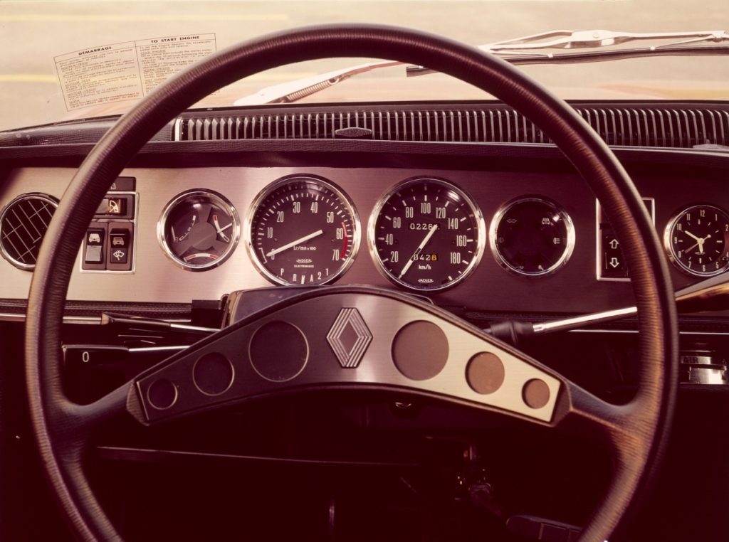 Renault 16 interior cabin