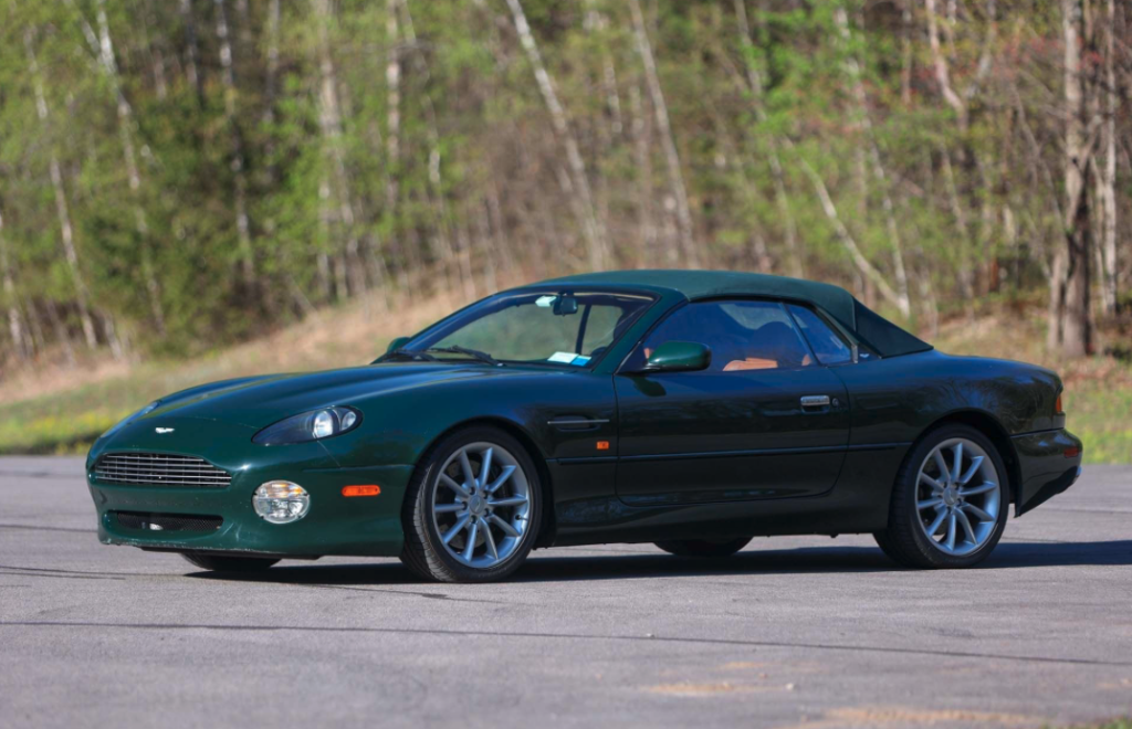 Green Aston Martin DB7 Vantage