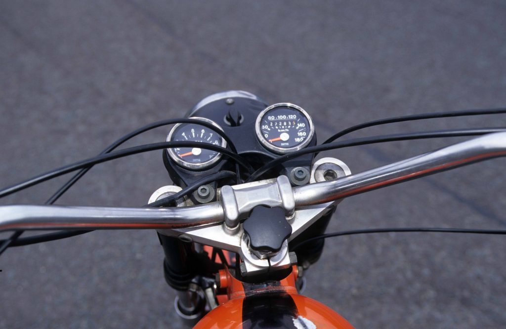 Handlebars and speedometer of motorbike