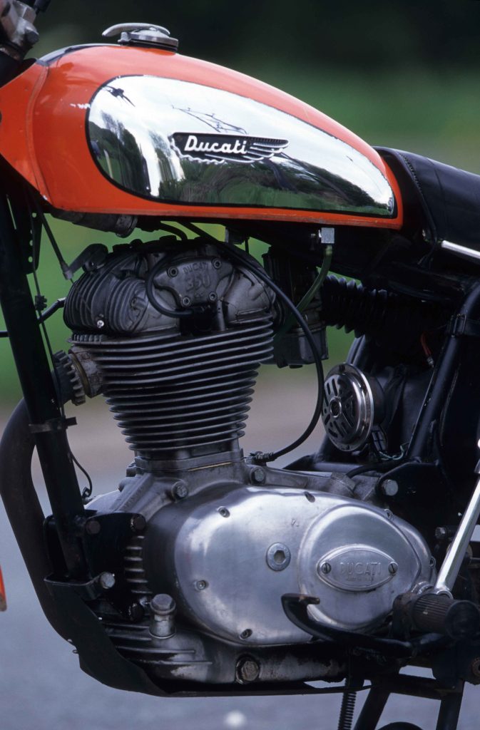 Ducati 350 Scrambler engine and fuel tank