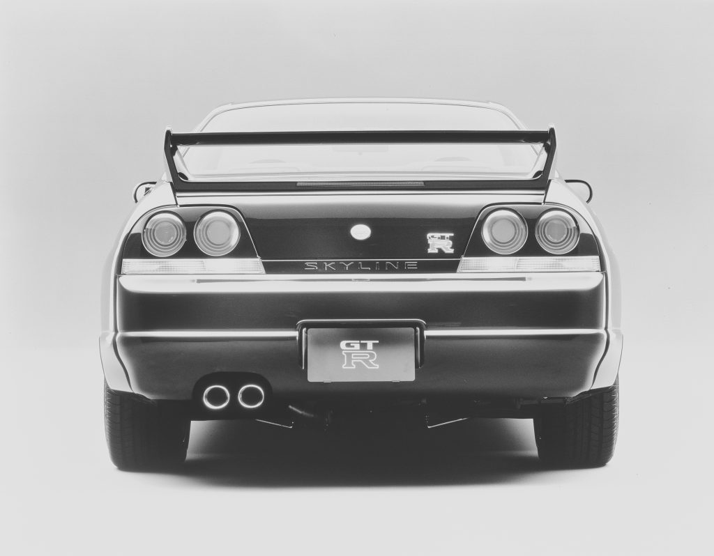Nissan Skyline GT-R R33 rear view