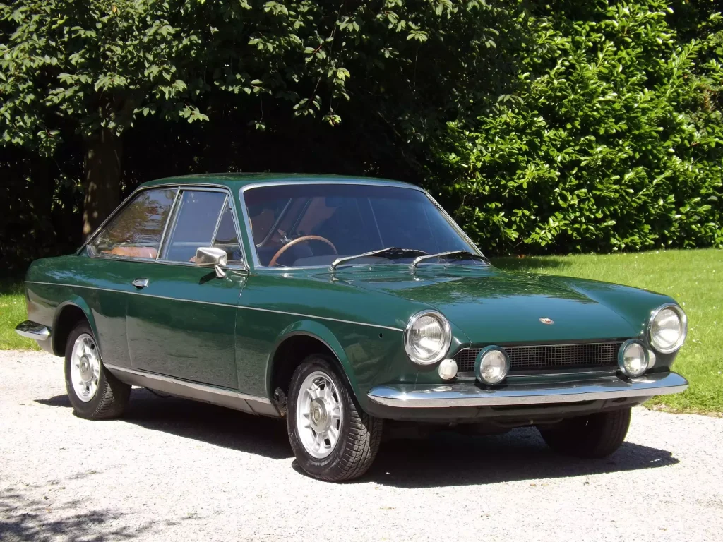 Green Fiat 124