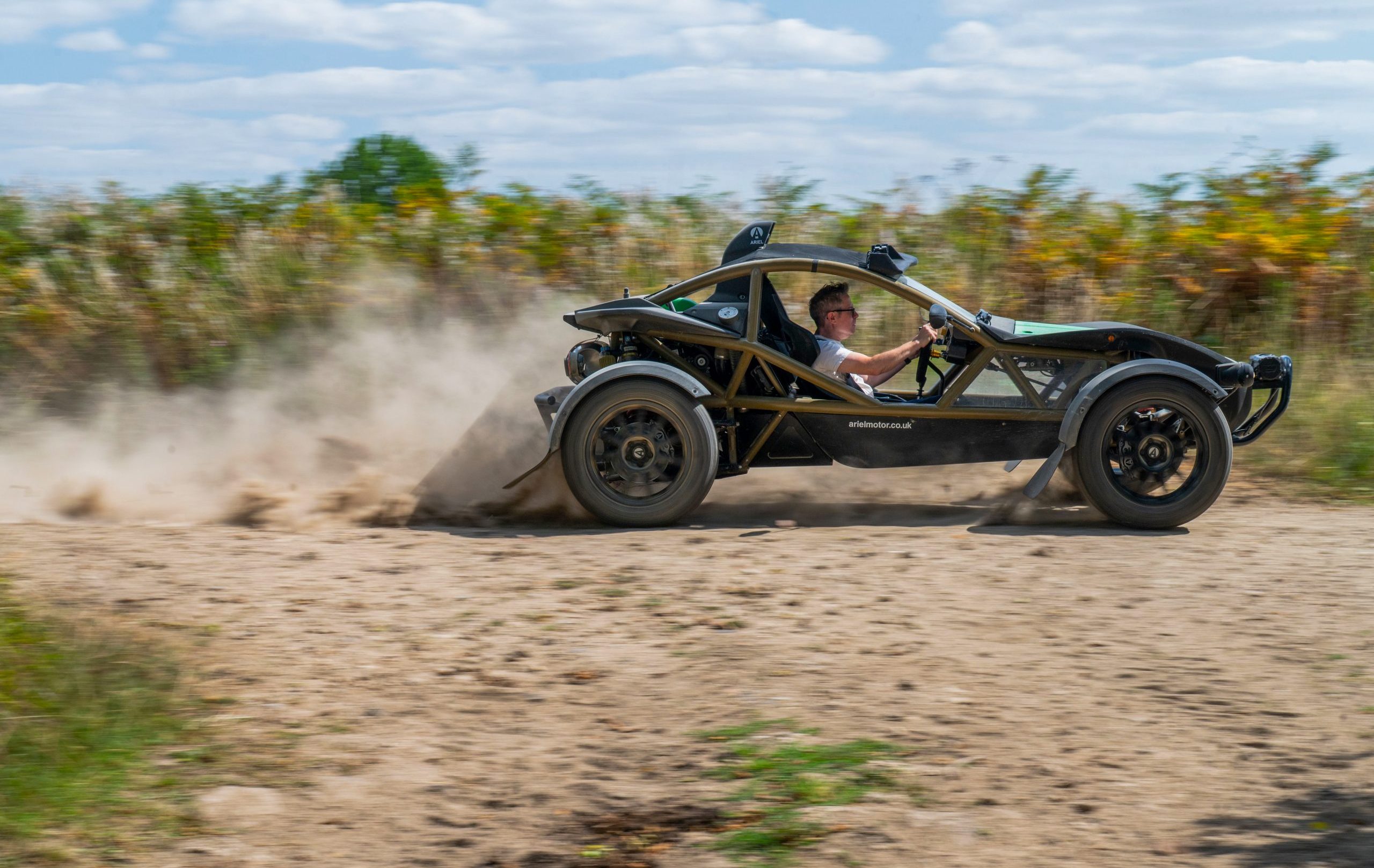 Ariel Nomad 2: Go Fast, Go Anywhere