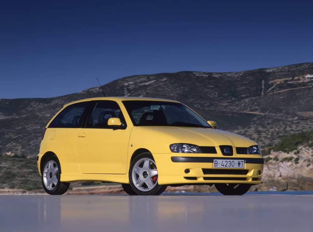 Yellow SEAT Ibiza Cupra