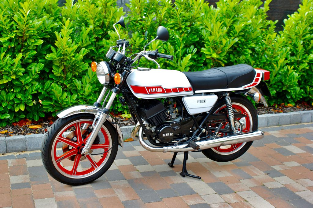 Yamaha RD250