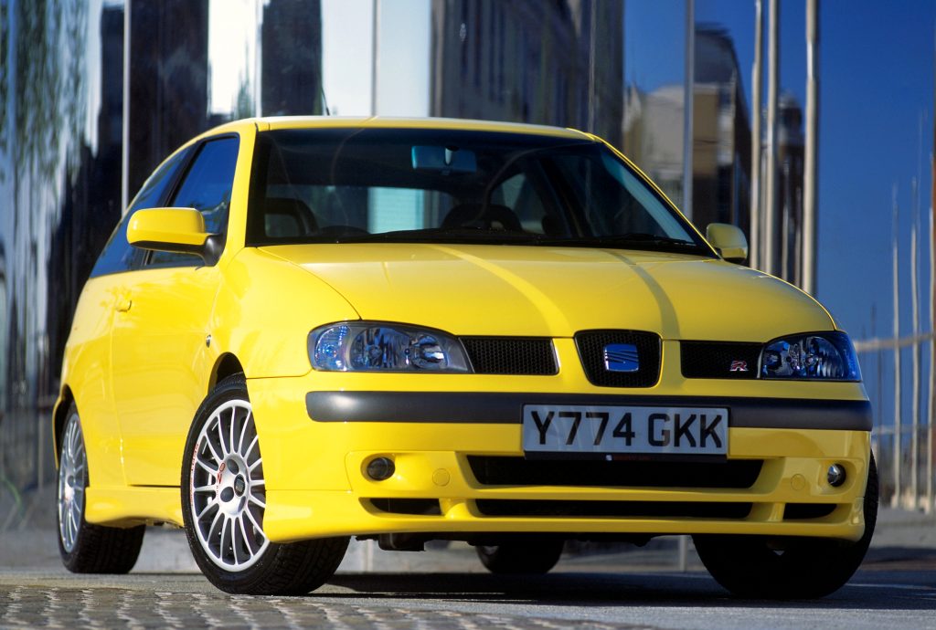 Yellow SEAT Ibiza Cupra R