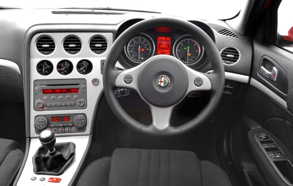 Interior cabin of Alfa Romeo 159