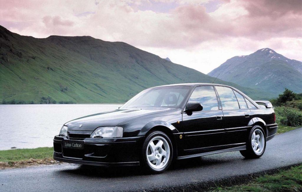 Lotus Carlton