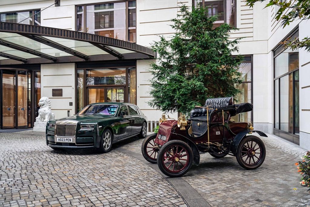 Purple Knox Model C parked next to green Bentley