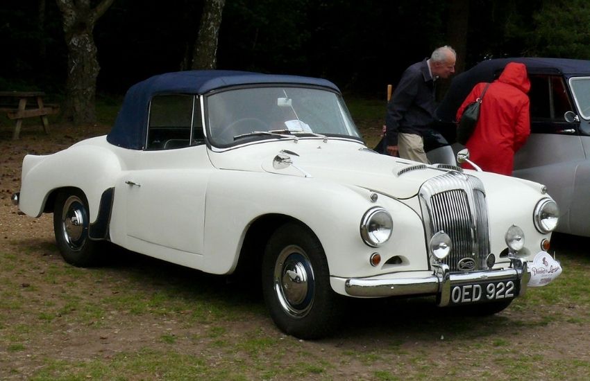 Cars that time forgot: Daimler Conquest Roadster