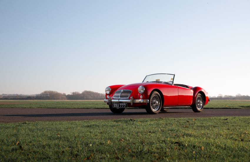 MG MGA