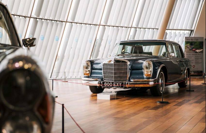 Mercedes-Benz World