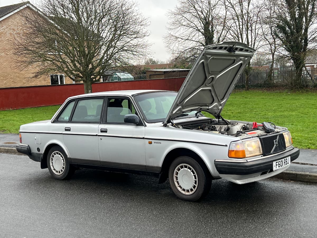 How to deal with a flat car battery