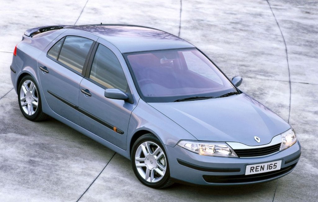 Metallic grey Renault Laguna