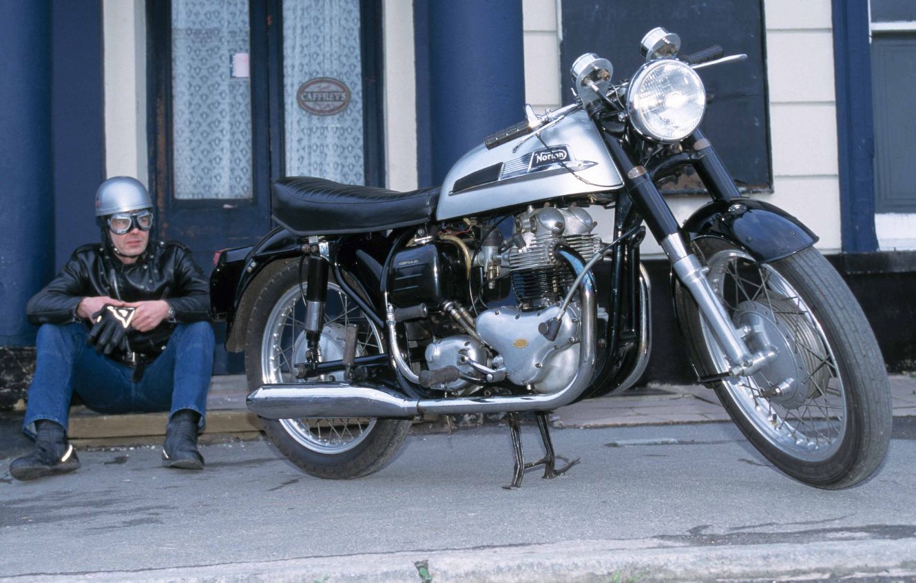 Norton Dominator 88