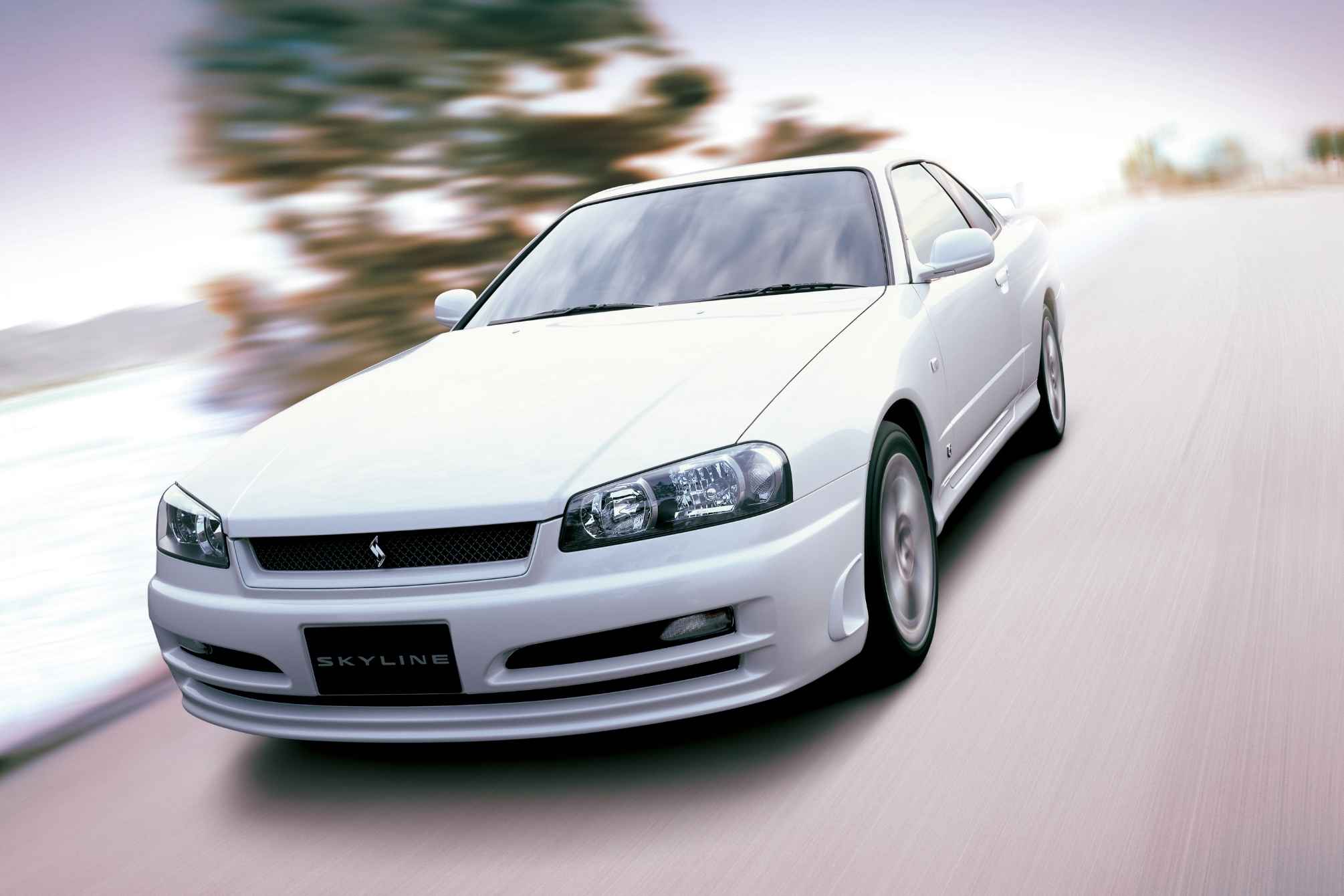 Why the Nissan Skyline GT-T is the more enjoyable R34 today