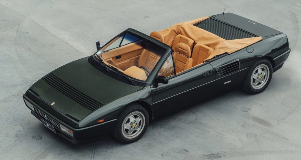 Black Ferrari Mondial