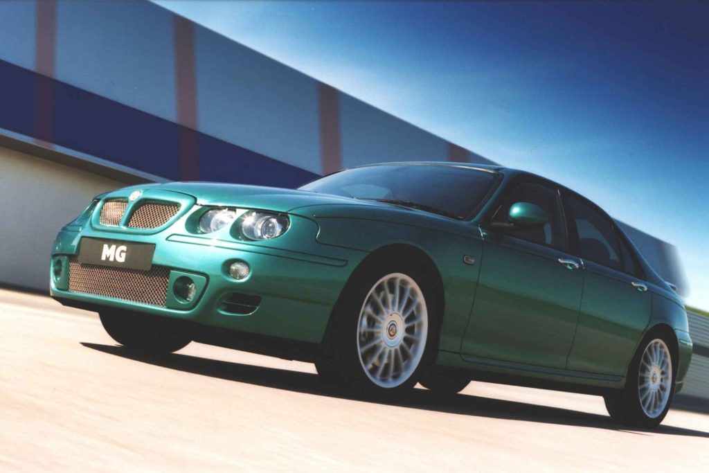 MG ZT saloon in Xanadu Green metallic, front three-quarter studio shot