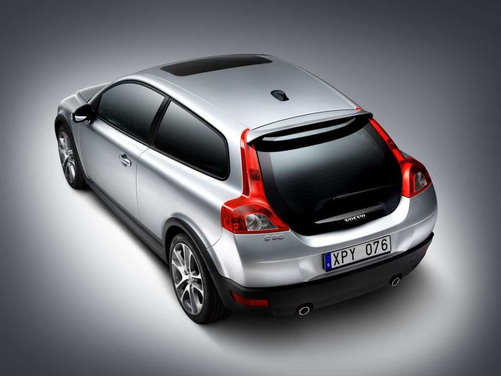 Overhead rear view of a silver Volvo C30 showing its roof and glass tailgate
