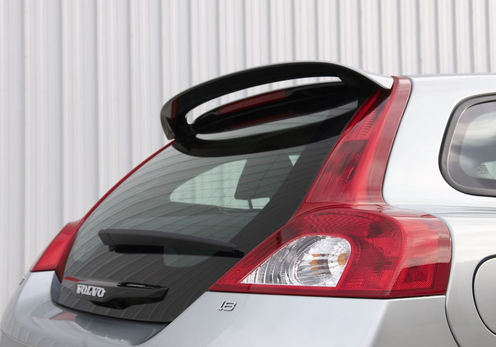 Close-up of the Volvo C30 rear spoiler, taillight and glass hatch